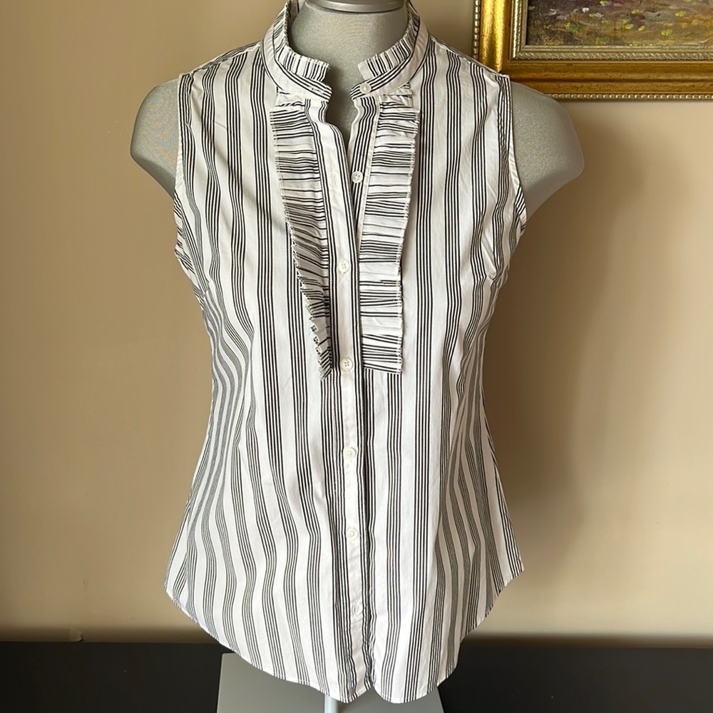 Banana Republic Sleeveless Top